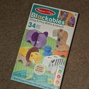 Melissa and Doug Blockables Safari Play Set Snap and Play Animal Block Set 34 pc